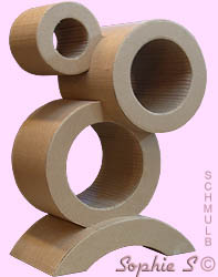 Meuble en carton en rondeur