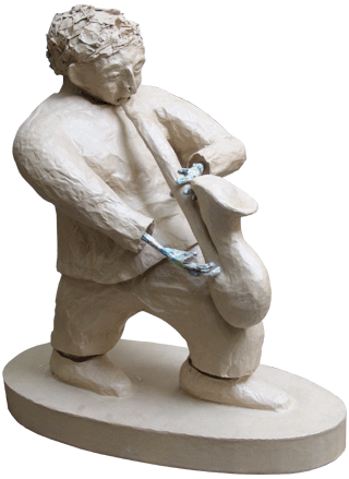 Sculpture d'un jazzman en papier mache