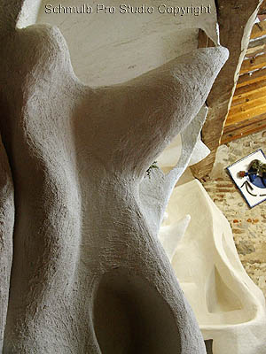 Meuble en papier mache pour amenagement et mobilier independant