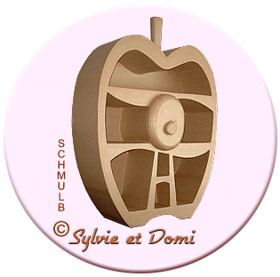 La pomme. Meuble en carton dessinée par Sylvie et Domi