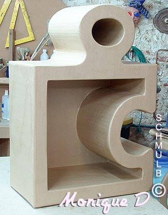 Etagère puzzle en carton