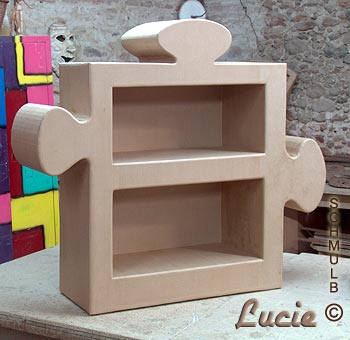 Etagère en forme de puzzle