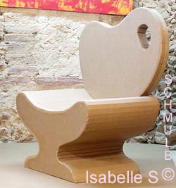 Chaise trone carton de Isa