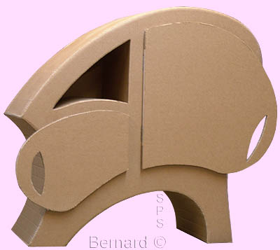 Meuble que Bernard a fabriqué en stage de loisirs creatifs.