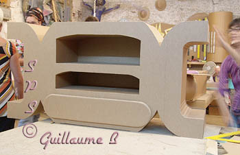 Meuble hifi en carton