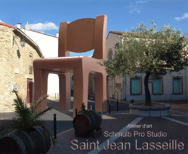 Chaise géante à Saint Jean Lasseille